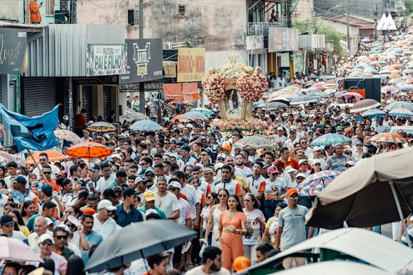 Frissons garantis : osez le saut en parachute à deux !