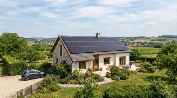 Guide complet pour choisir des panneaux photovoltaïques efficaces